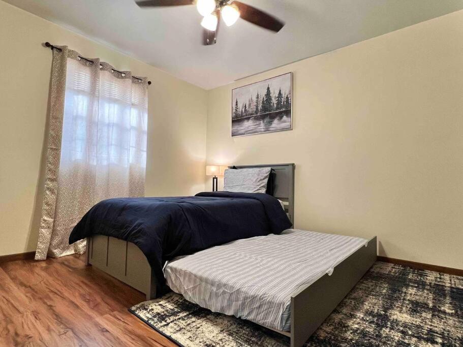 Beautiful 2Br Apartment. Black-Out Curtains Peoria Eksteriør billede